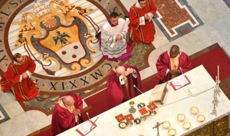 How Latin came to be used for Holy Mass